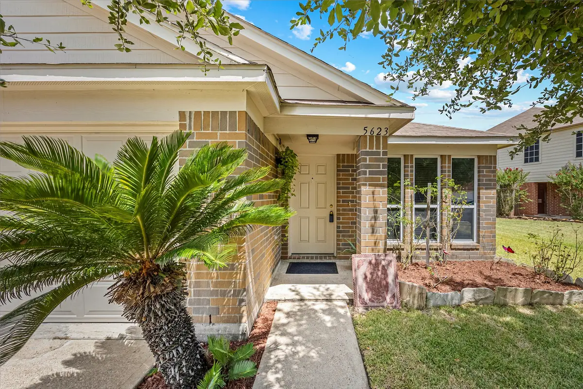 5623 Cinnamon Lake Drive, Baytown, TX 77521 - #1