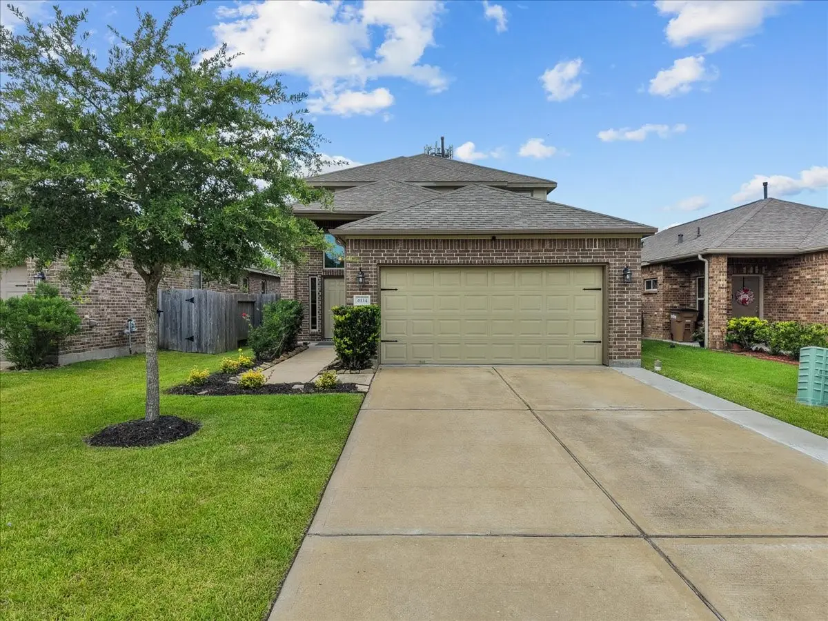 4114 W Bayou Maison Circle, Dickinson, TX 77539 - #1
