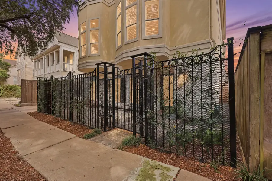 1215 Marconi Street #A, Houston, TX 77019 - #3