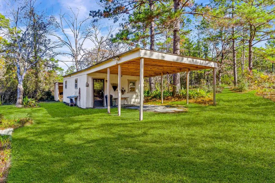 433 W Laurelia Road, Livingston, TX 77351 - Image #3