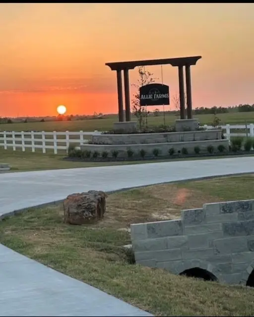 1072 Allie Lane, Dayton, TX 77535 - Image #3