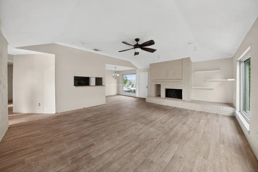 6923 Kearney Drive, Richmond, TX 77469 - Image #3