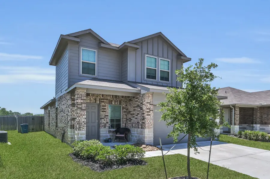 2330 Spruce Cliff Lane, Spring, TX 77373 - Image #2