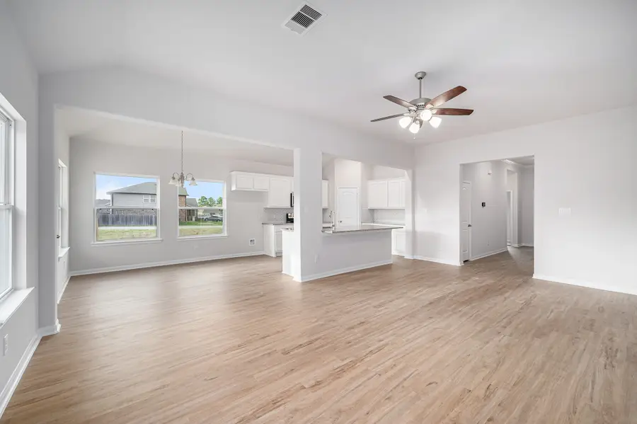 12408 Hackberry Dr, Willis, TX 77318 - #3