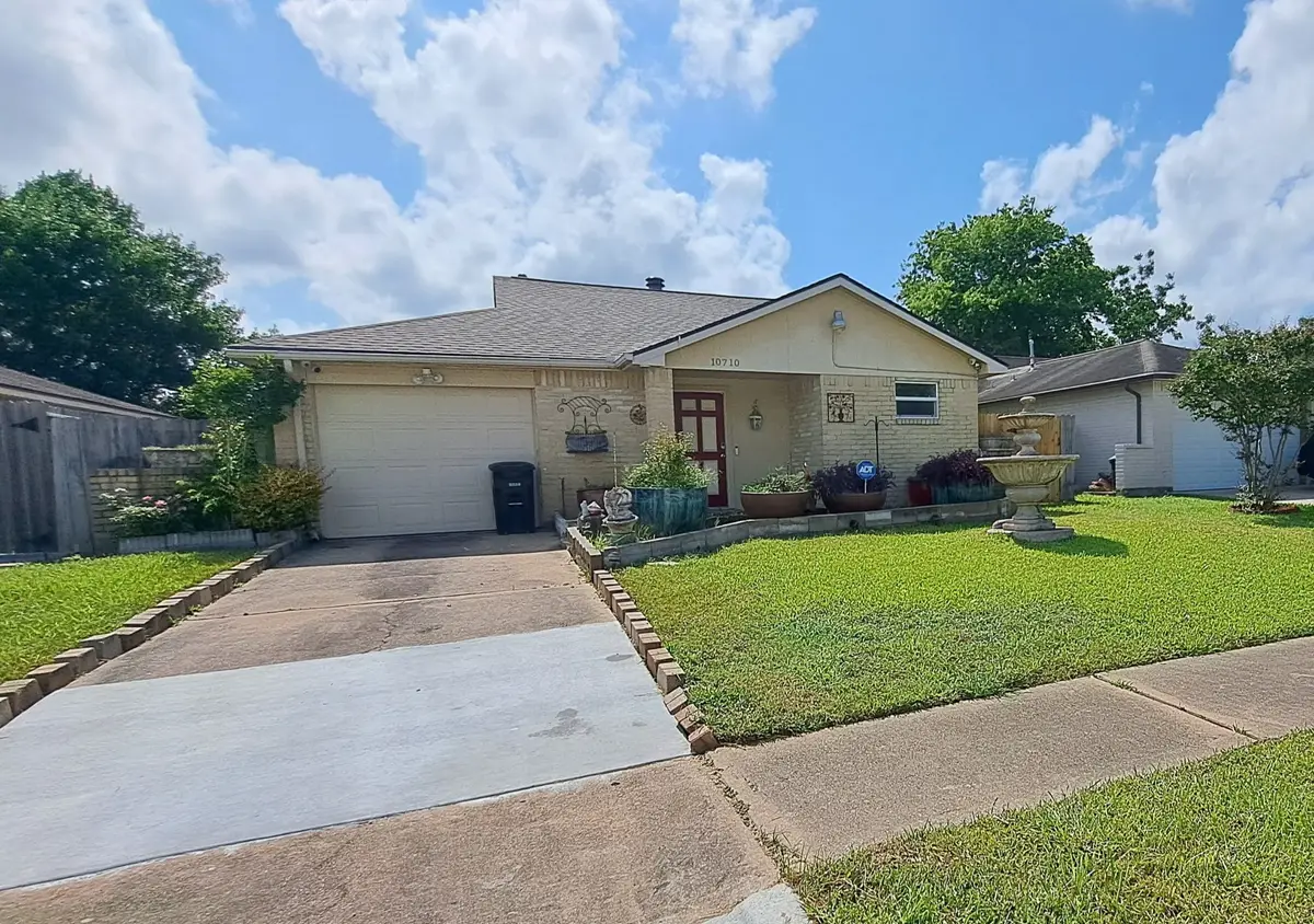 10710 Parkland Woods Dr Drive, Sugar Land, TX 77498 - #1