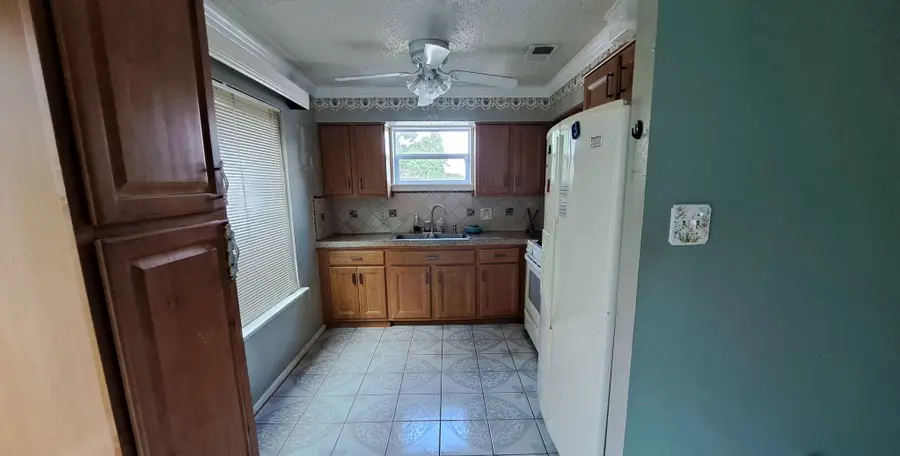 10710 Parkland Woods Dr Drive, Sugar Land, TX 77498 - #3