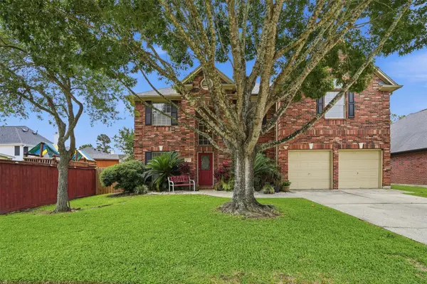 1303 Windleaf Drive, Shoreacres, TX 77571