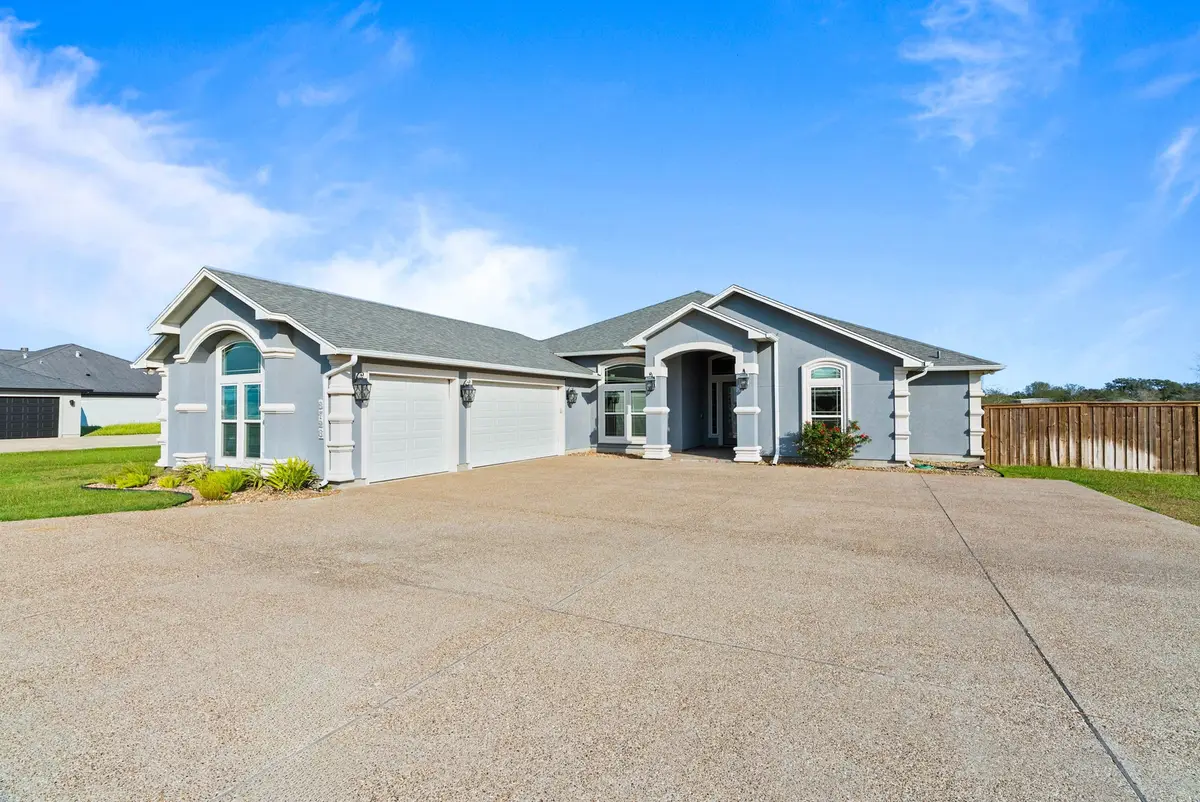 3726 Amanda Lane, Robstown, TX 78380 - Image #1