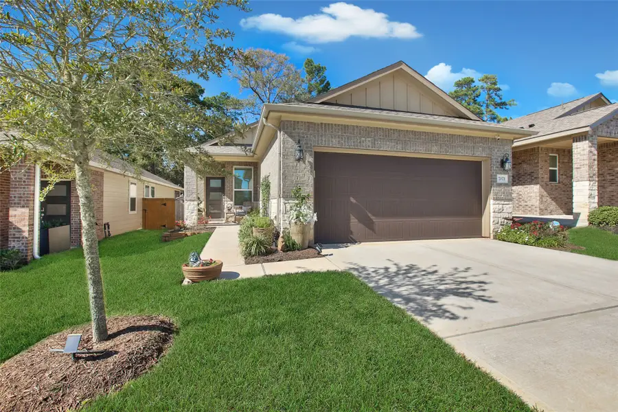 7071 Silverleaf Oak Street, Conroe, TX 77304 - Image #3