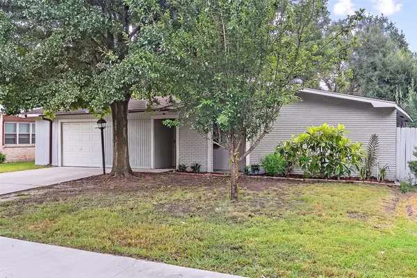 8117 Mcavoy Drive, Houston, TX 77074