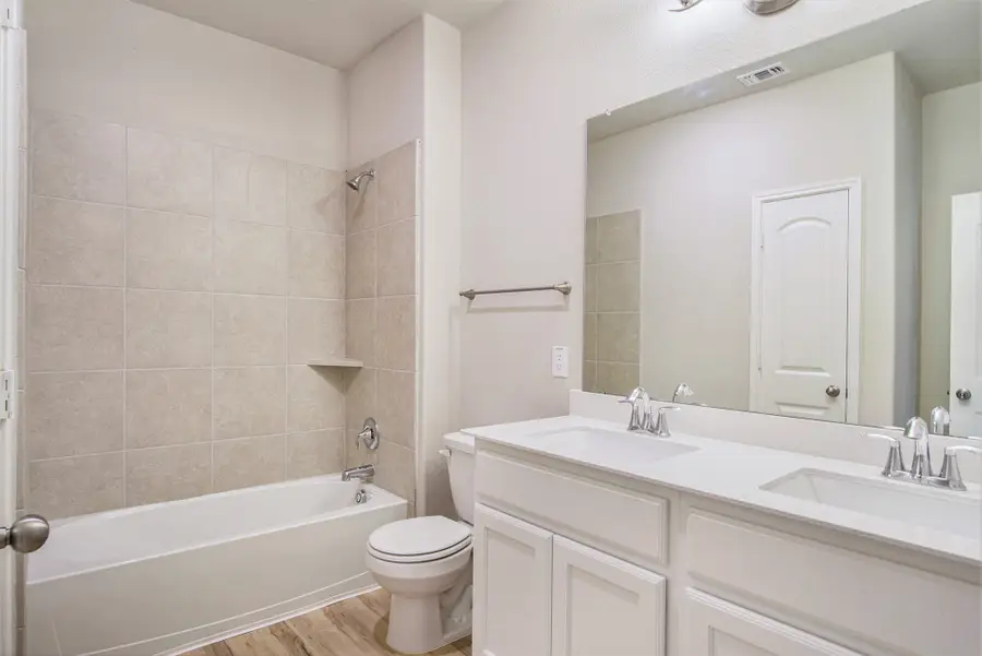 12 Cattle Drive, Bay City, TX 77414 - Image #2