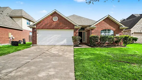 1014 Sapling Crest Court, Fresno, TX 77545
