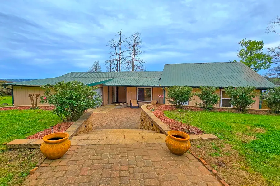 202 Tipperary Drive, Milam, TX 75959 - Image #2