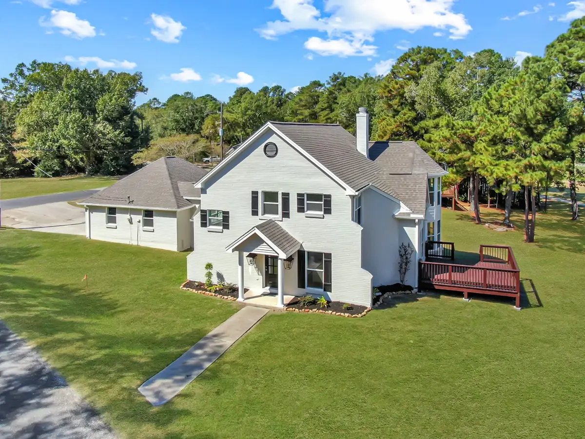 39 Westwood Drive W, Trinity, TX 75862 - Image #1