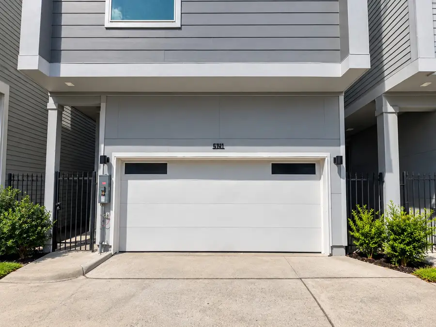 6141 W Montgomery Road, Houston, TX 77091 - #3