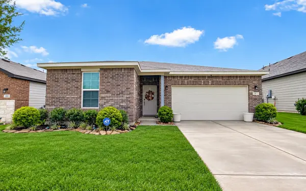 11873 Whirlaway Drive, Willis, TX 77318