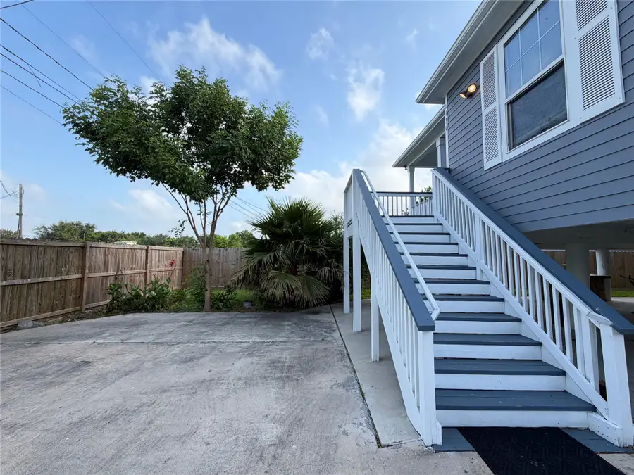 1130 10th Street, San Leon, TX 77539 - #3