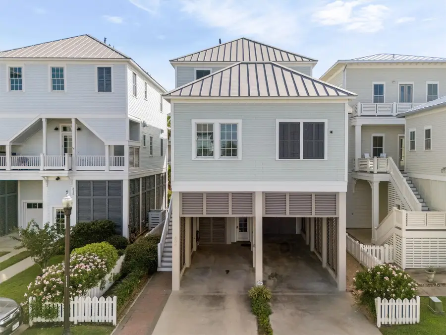 802 Beachtown Passage, Galveston, TX 77550 - #2