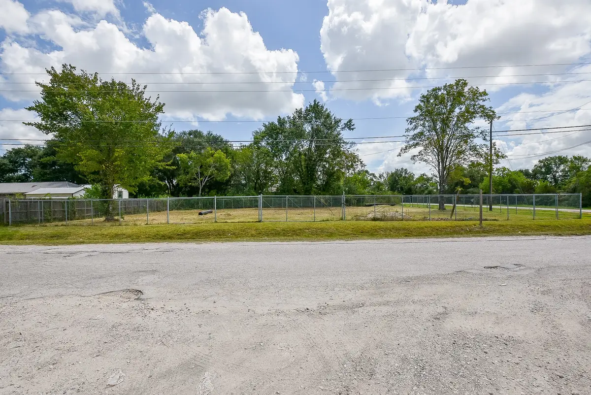 1902 Arizona Avenue, League City, TX 77573 - Image #1