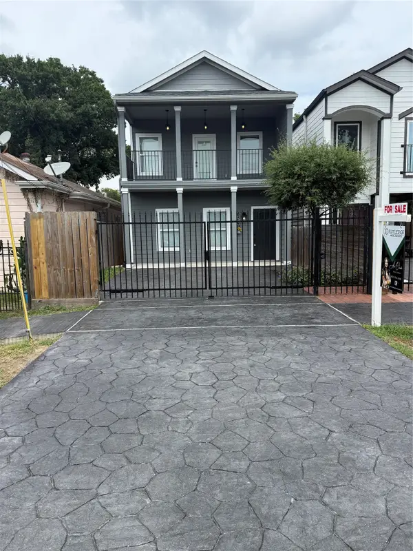8309 John Street, Houston, TX 77012