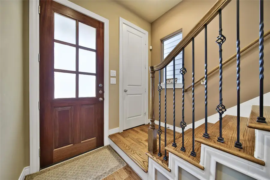 1113 Sherwood Trails, Houston, TX 77043 - Image #3