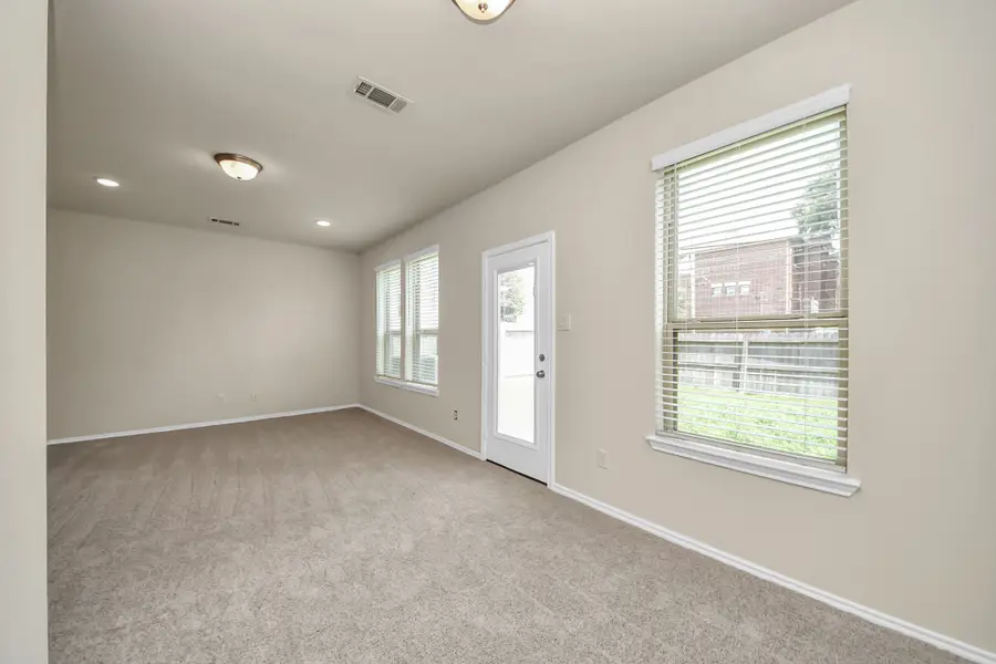 8604 Hollyoaks Creek Lane, Houston, TX 77063 - Image #3