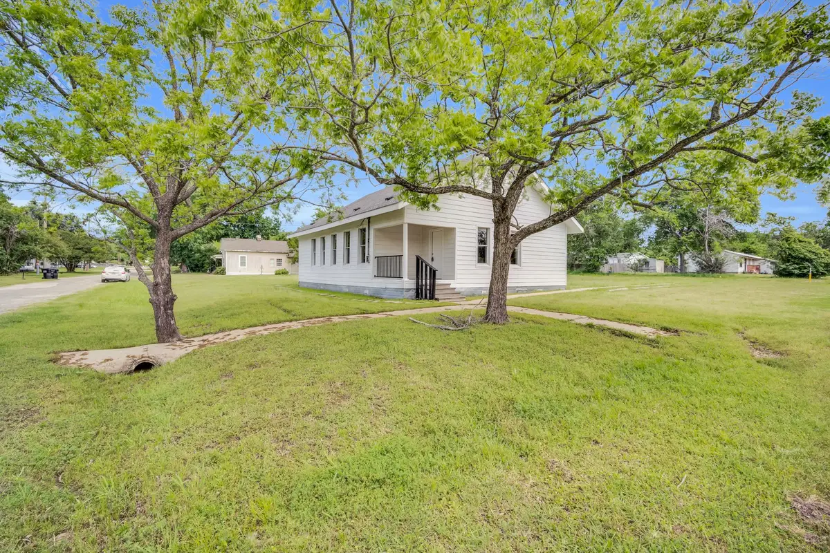 601 S S 7th Avenue, Teague, TX 75860 - Image #1