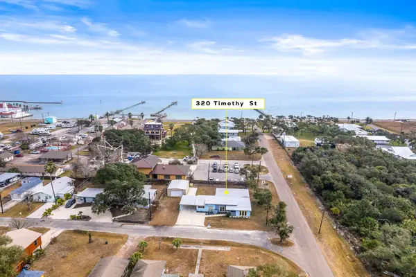 320 Timothy Street, Rockport, TX 78382