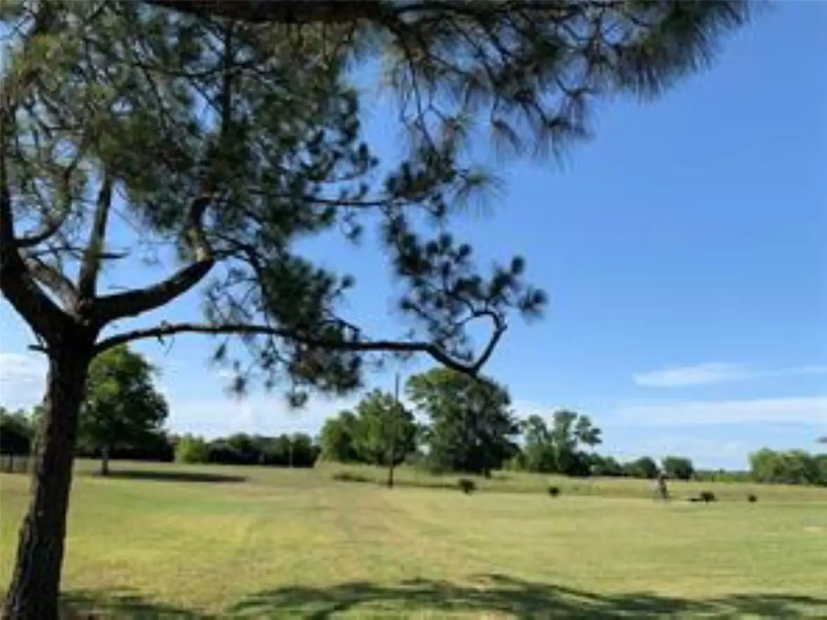 000 Penny Ln, Santa Fe, TX 77510 - Image #1