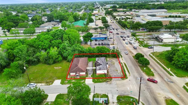3725 Reed Road, Houston, TX 77051