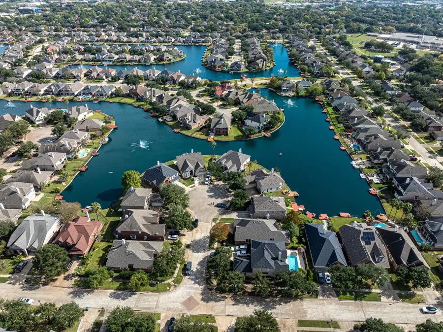 12015 Quiet Water Court, Houston, TX 77065 - Image #3