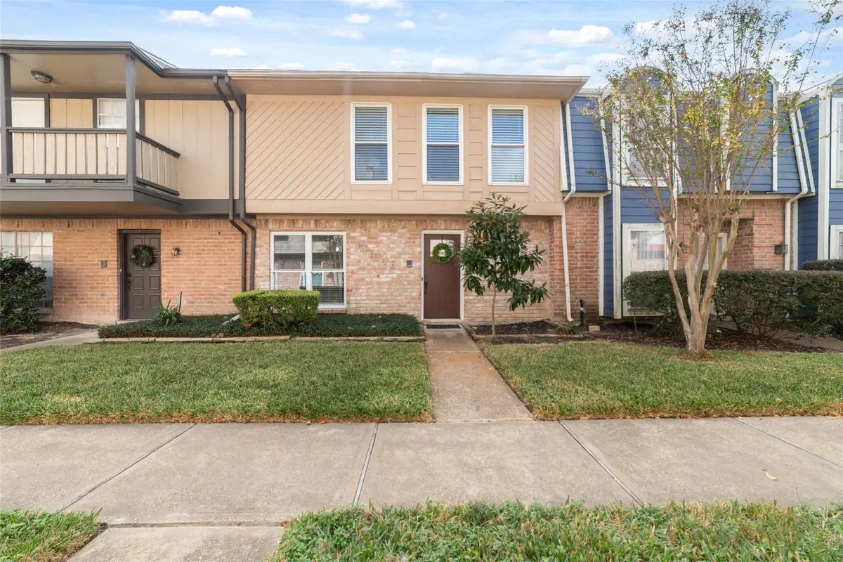 14704 Perthshire Road #E, Houston, TX 77079 - Image #1