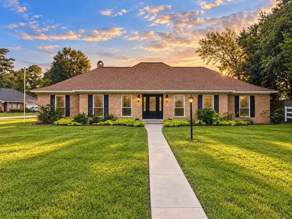 3518 Shore Shadows Drive, Crosby, TX 77532