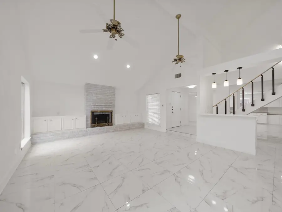 8715 Covent Garden Street, Houston, TX 77031 - Image #2