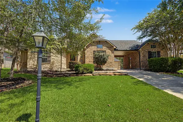 279 W Pines Drive, Montgomery, TX 77356