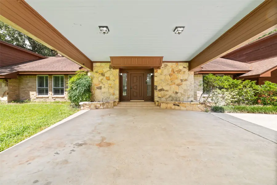 601 Brandon Road, Conroe, TX 77302 - #2