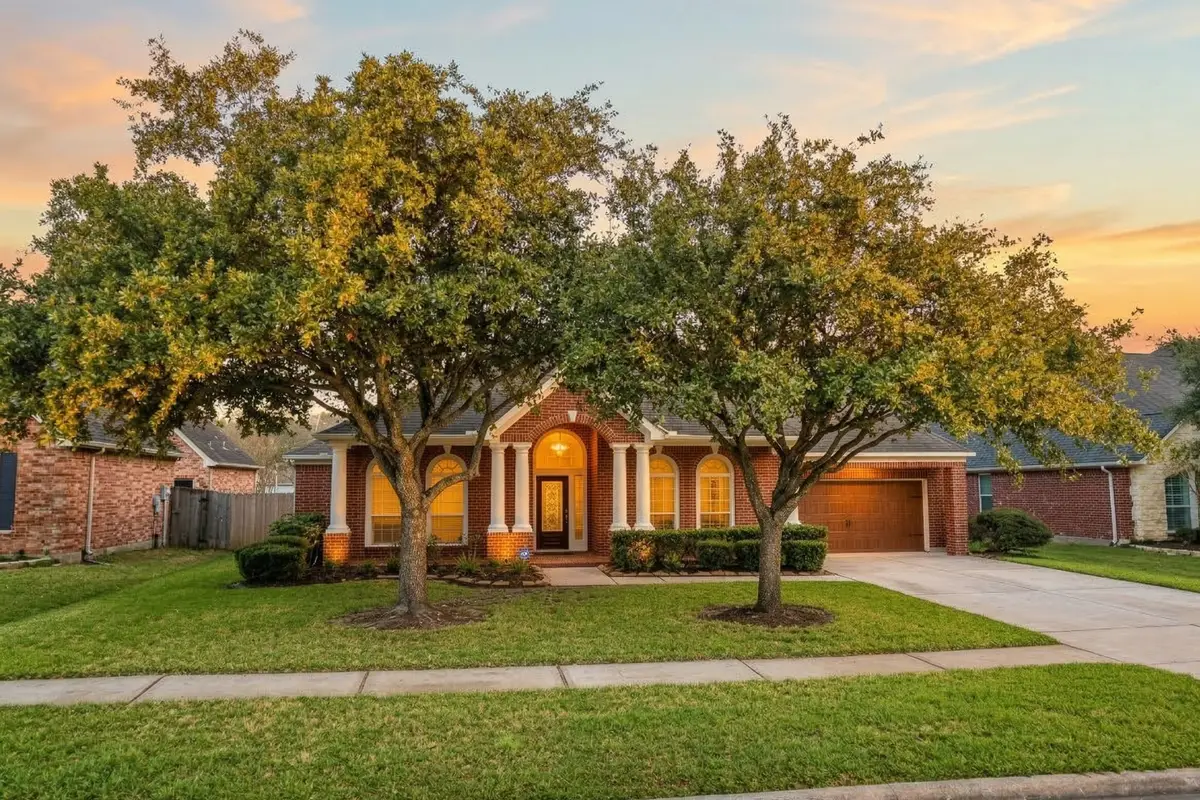 2227 Greenhaven Drive, Sugar Land, TX 77479 - #1