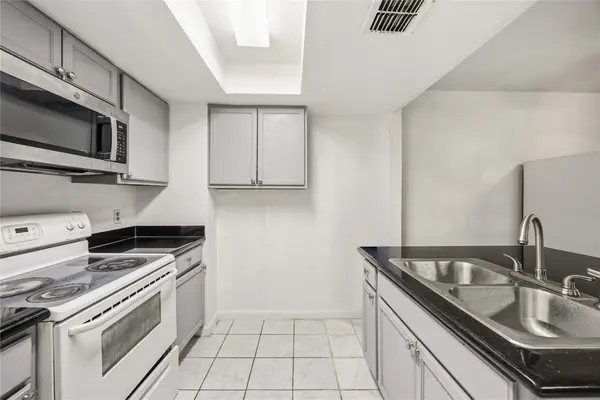 8456 Leawood Boulevard, Houston, TX 77072