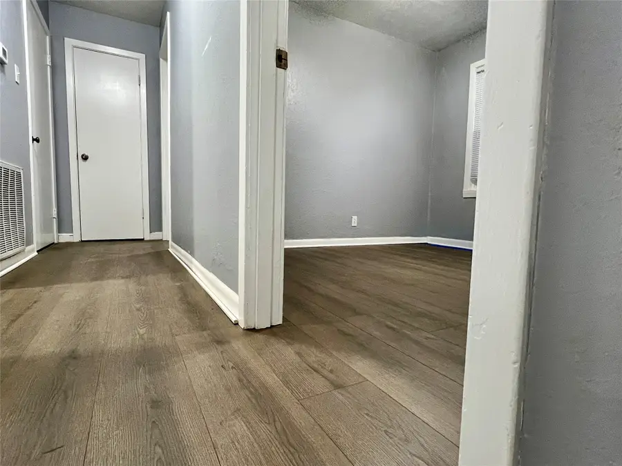 1925 14th Avenue N, Texas City, TX 77590 - #3