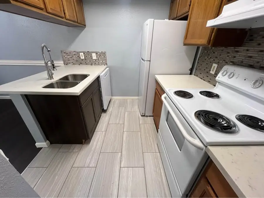 17401 Red Oak Drive #85, Houston, TX 77090 - #3