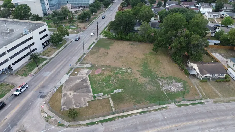 7003 Woodridge Drive, Houston, TX 77087 - #2