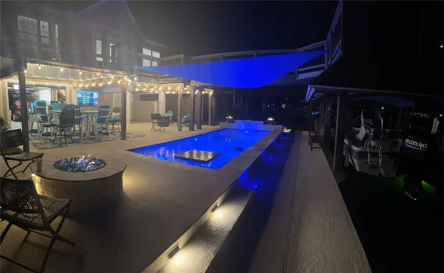 1121 Redfish Street, Bayou Vista, TX 77563 - Image #2