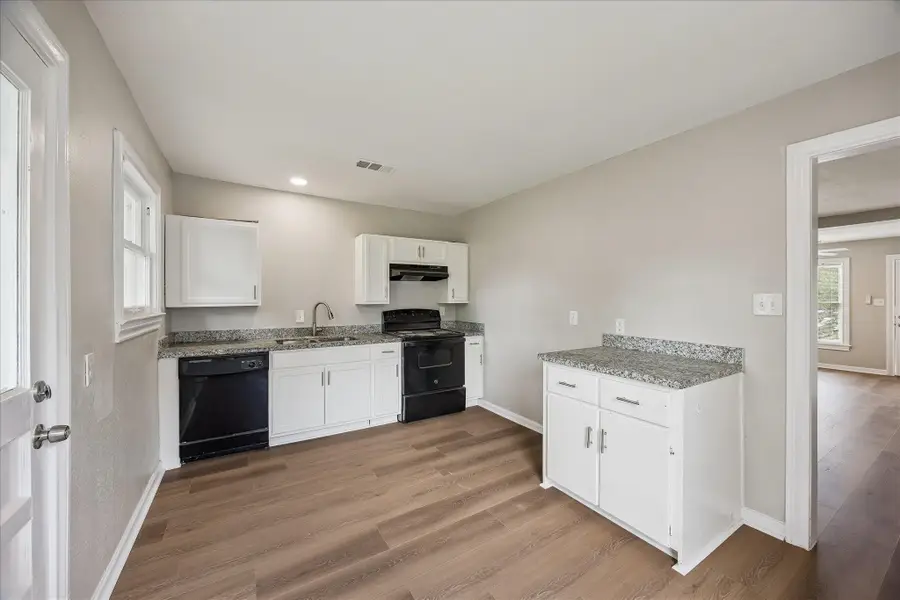 613 Winding Way Street, Lake Jackson, TX 77566 - #3