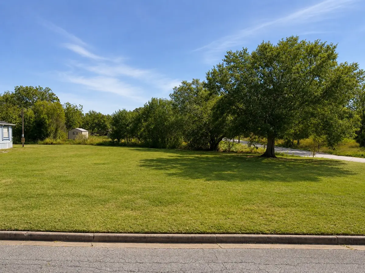 536 15th Street, Hempstead, TX 77445 - #1