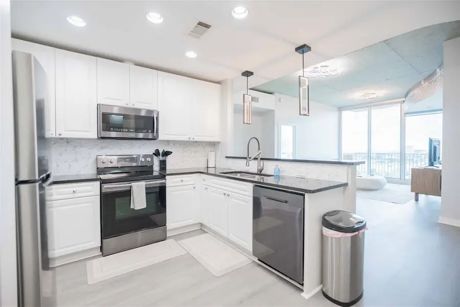 5925 Almeda Rd #12005, Houston, TX 77004 - Image #3