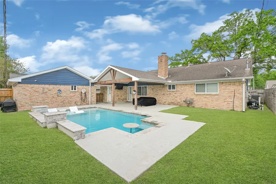 818 James Street, Deer Park, TX 77536 - #2