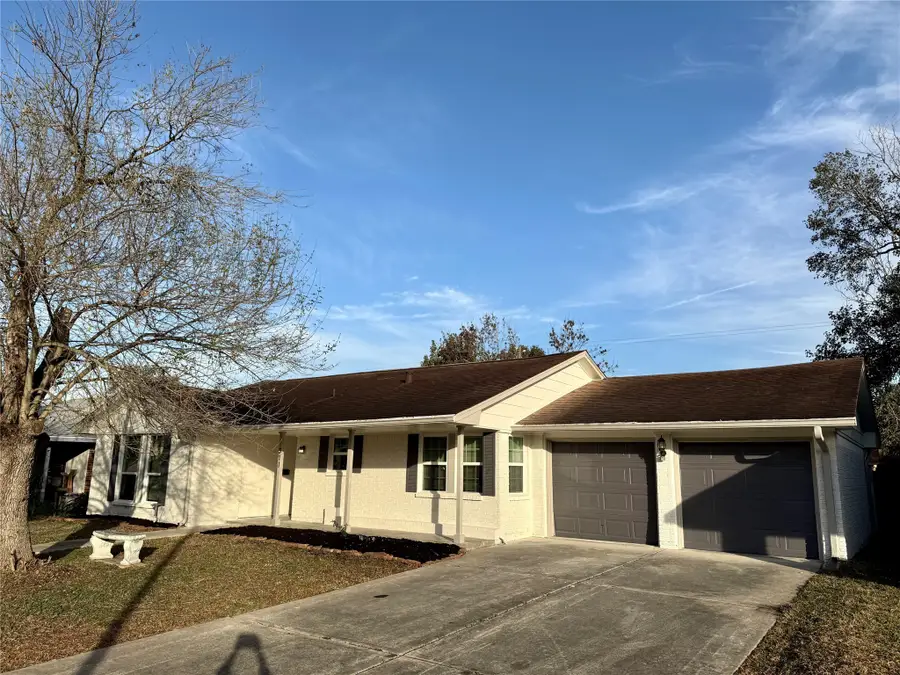 311 Ravenhead Drive, Houston, TX 77034 - Image #2