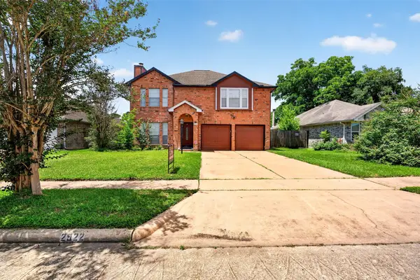 2922 Silent Drive, Sugar Land, TX 77498