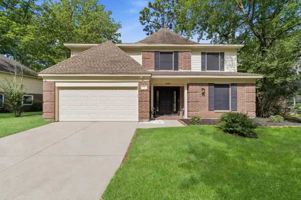 34 Firethorn Place, The Woodlands, TX 77382