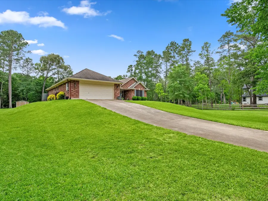 605 Pelican Street, Magnolia, TX 77355 - Image #3